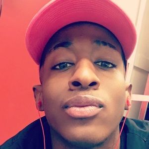 Meet your Posher, Devan